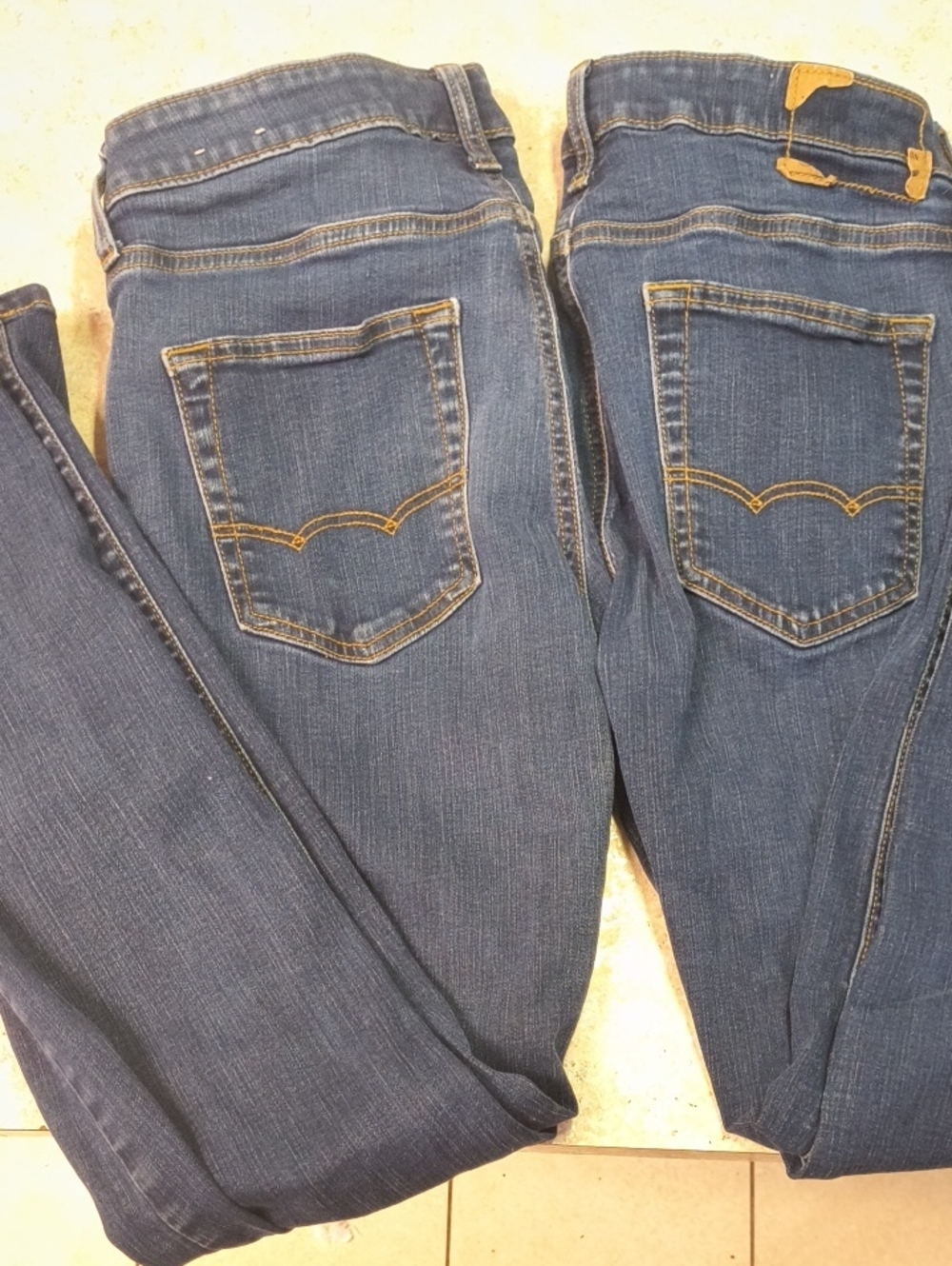 2 Pair American Eagle Outfitters Mens 32x32 Slim Straight Extreme Flex Jeans